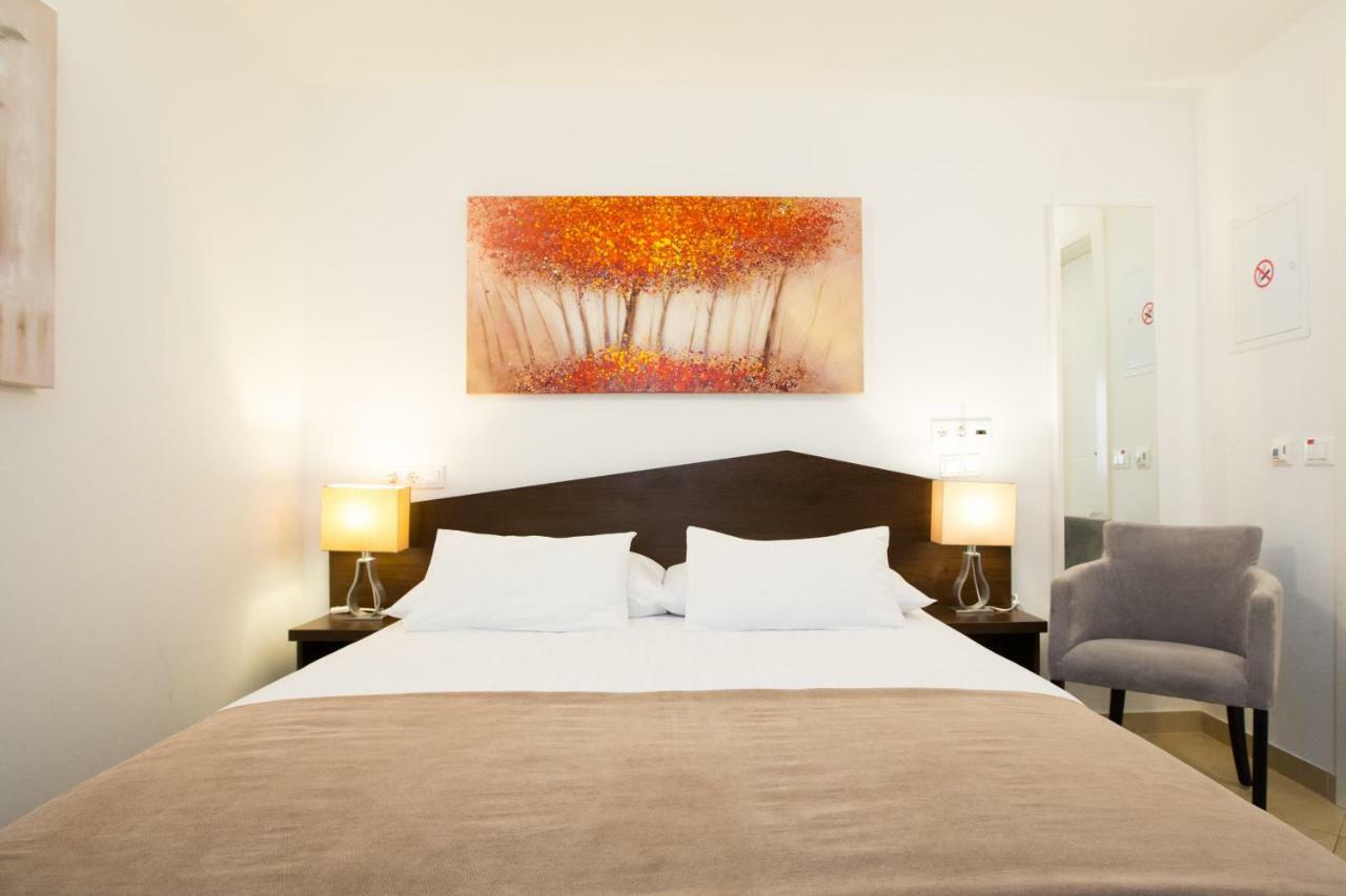 Villa Four Winds II ดูบรอฟนิก ภายนอก รูปภาพ