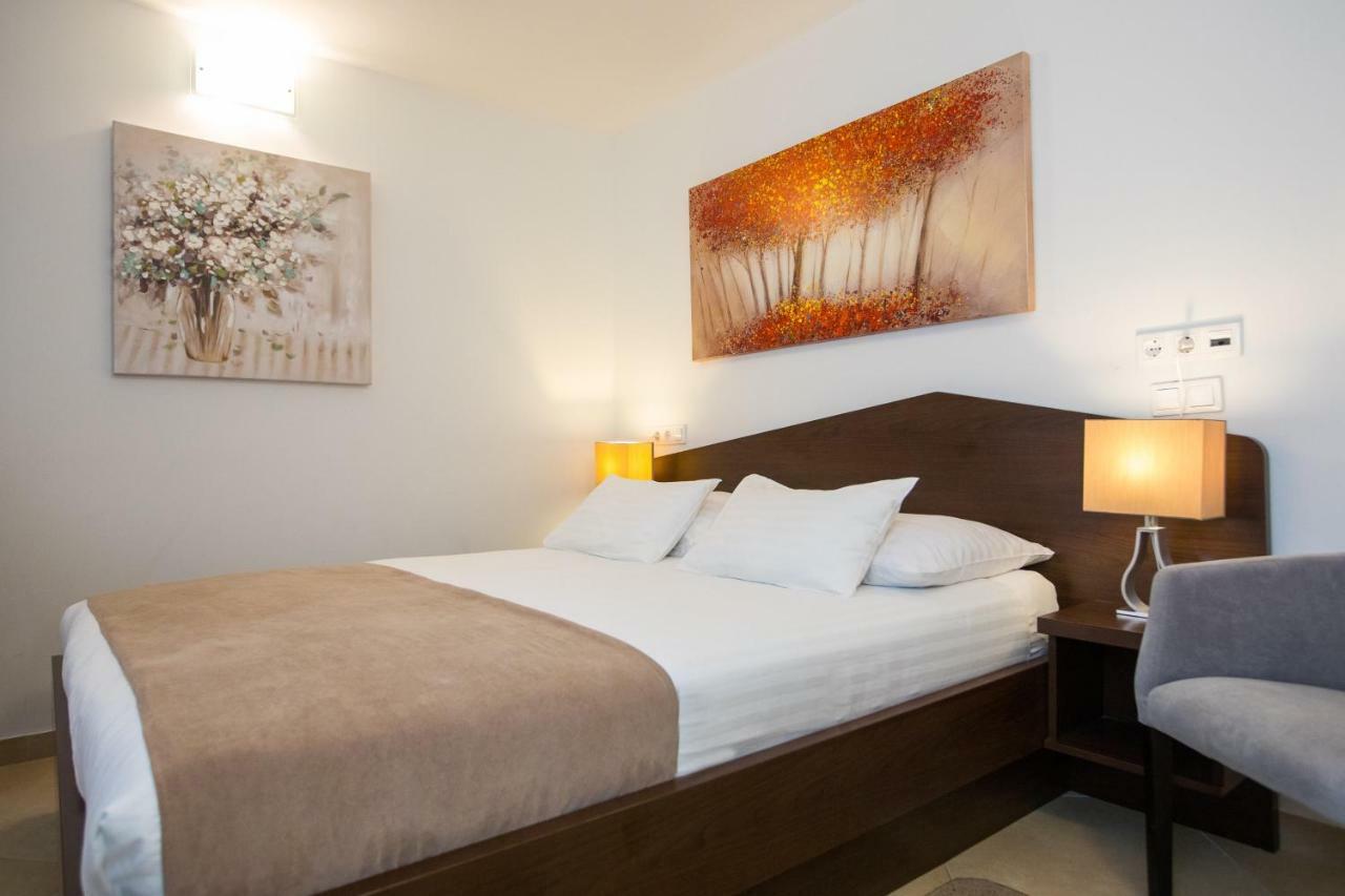 Villa Four Winds II ดูบรอฟนิก ภายนอก รูปภาพ